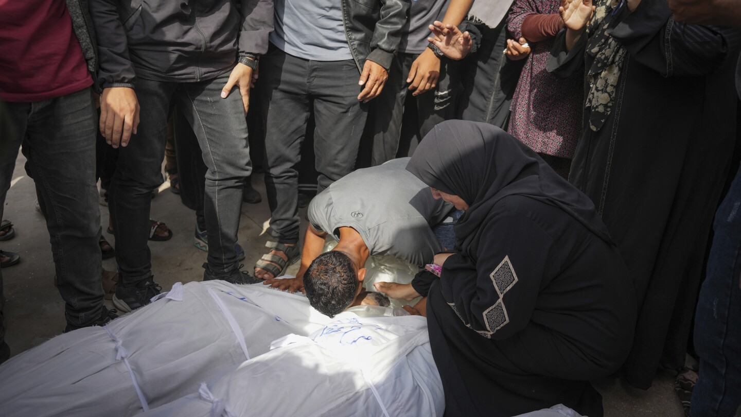 Aktualności dotyczące wojny Izrael-Hamas: w wyniku nalotu w środkowej Gazie zginęło 20 osób