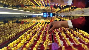 Nr 6. Kraj: Chiny |  Rezerwa złota w tonach: 2262,45 |  Rezerwa złota w milionach dolarów: 161 071,82 (Zdjęcie: Reuters)