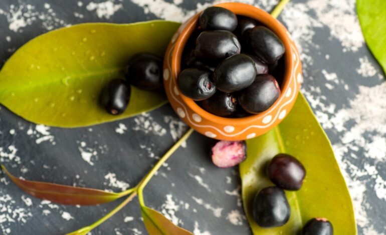 9 korzyści zdrowotnych wynikających ze spożywania Jamuna latem