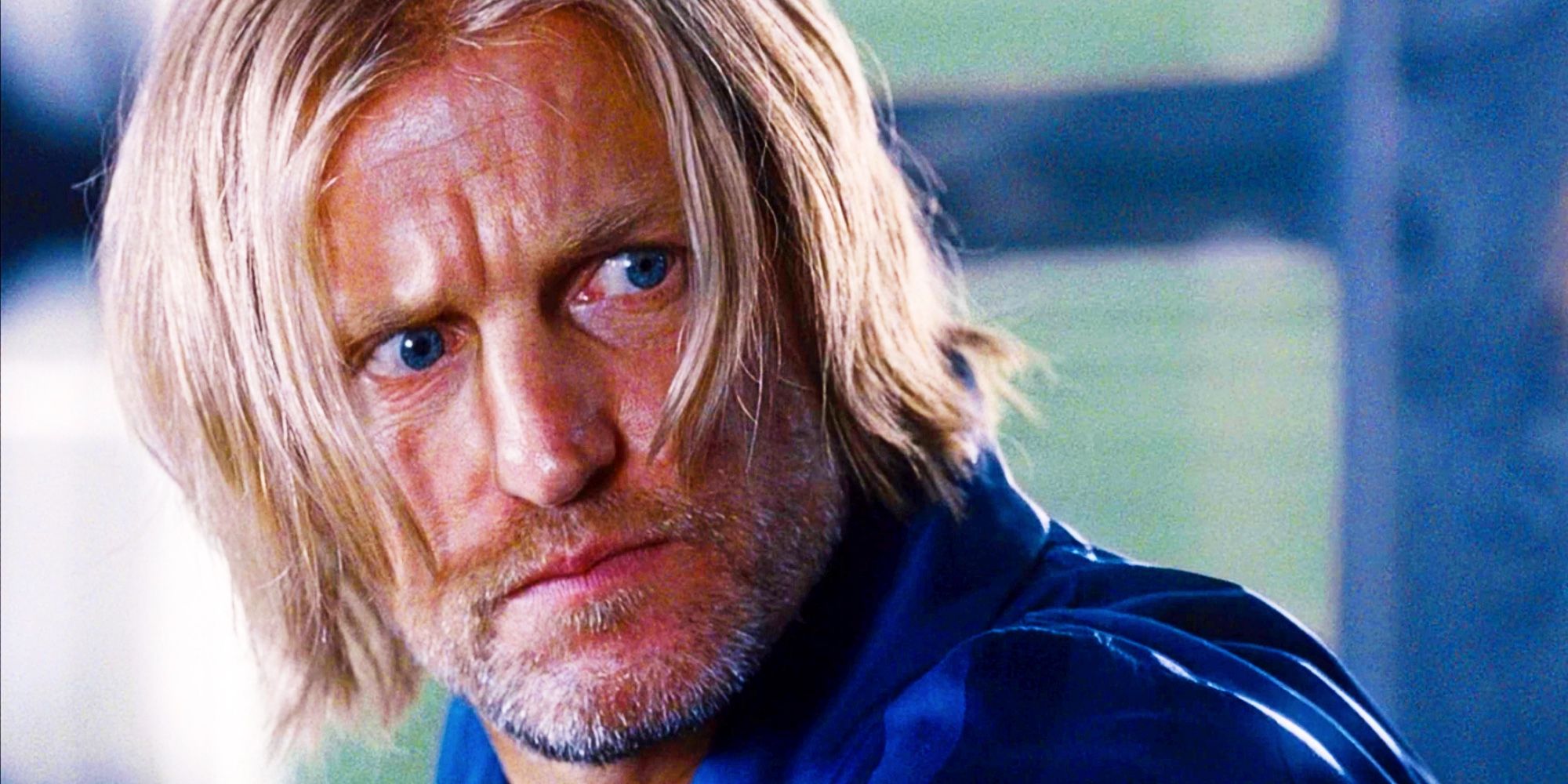 Woody Harrelson jako Haymitch Abernathy Glaring w Igrzyskach śmierci w pierścieniu ognia