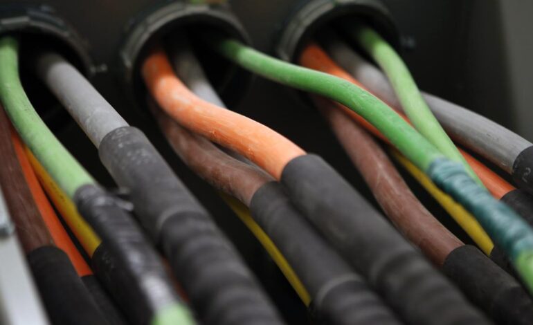 Dlaczego Komisja Europejska nałożyła tymczasowe cła antydumpingowe na indyjskich producentów kabli światłowodowych |  Wyjaśnione