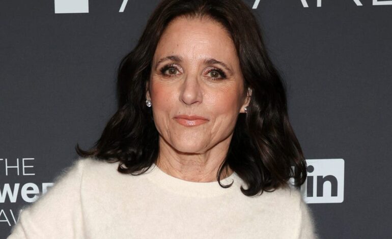 Julia Louis-Dreyfus reaguje na komentarze Jerry’ego Seinfelda dotyczące poprawności politycznej