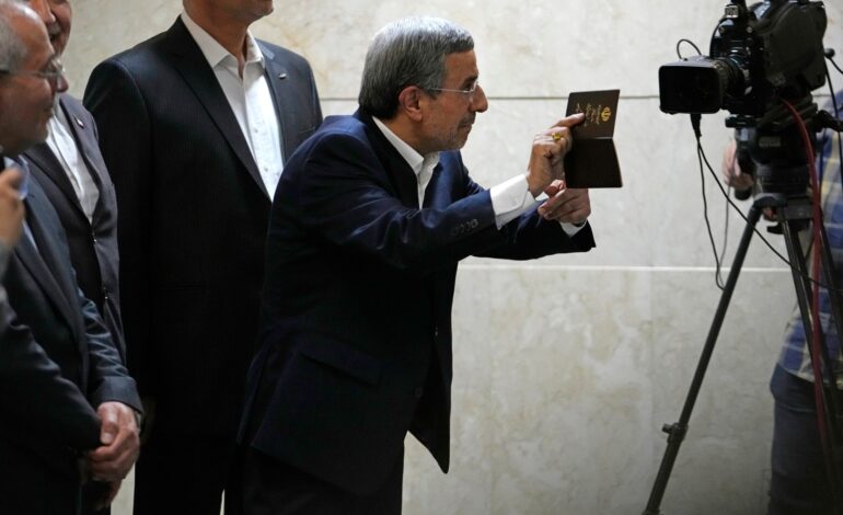 Były prezydent Iranu Ahmadineżad zdyskwalifikował Larijaniego do udziału w wyborach |  Wiadomości polityczne