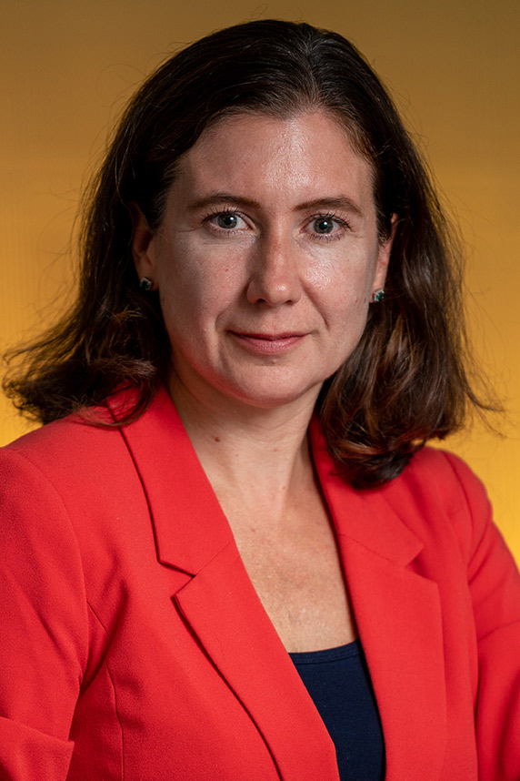 Doktor Christine Ladd-Acosta