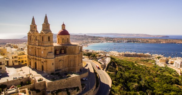 Malta to jedno z najbardziej słonecznych miejsc w Europie – oto 7 innych powodów, dla których Ci się spodoba