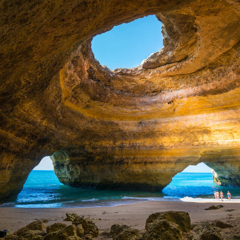 Jaskinia Benagil W Algarve, Południowa Portugalia, Europa Południowa