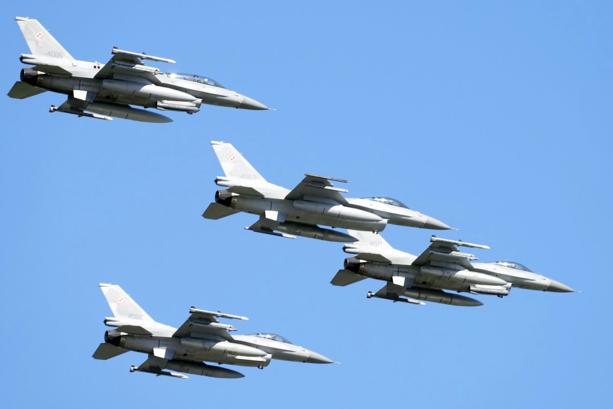 Polskie F-16 latają nad Warszawą 2023