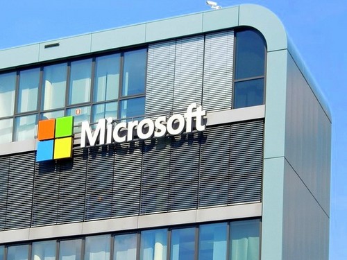 Strategia marketingowa i miks marketingowy firmy Microsoft (4 szt.)