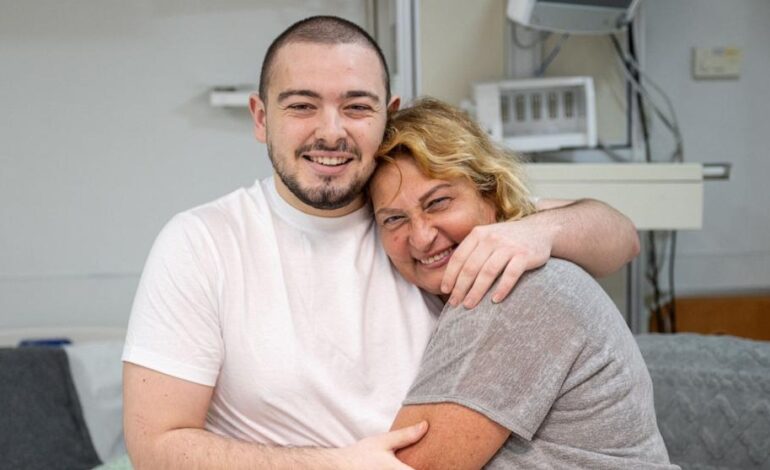 Mama uratowanego izraelskiego zakładnika Almoga Meira Jana mówi: „Nigdy nie straciłam nadziei”