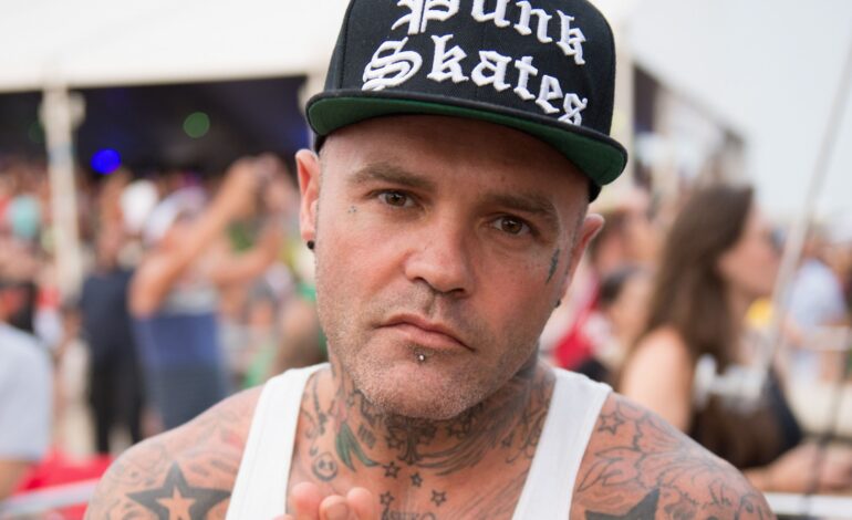 Shifty Shellshock, Crazy Town Singer, znaleziony martwy w domu: raport