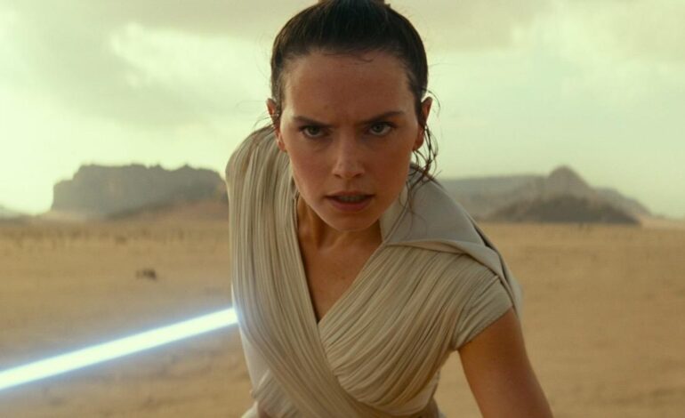 Reżyser filmowy Rey odpowiada na oburzenie fanów