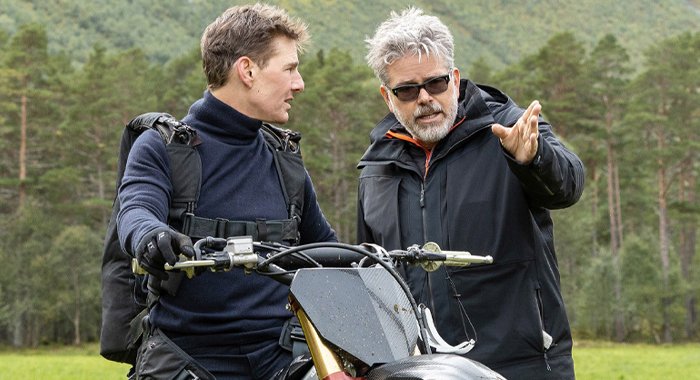 Tom Cruise i reżyser Christopher McQuarrie na planie Mission: Impossible - Dead Reckoning Part One (2023)