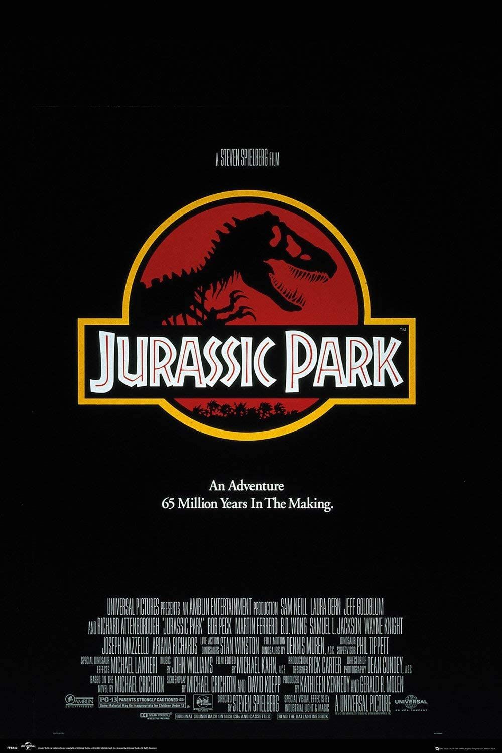 Na plakacie filmu Jurassic Park widnieje logo filmu na prostym, czarnym tle.