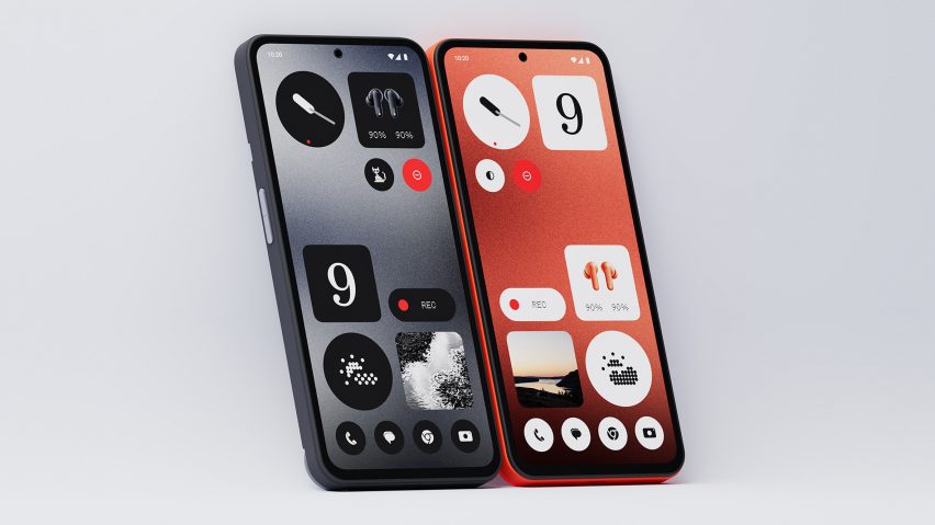Zdjęcie dwóch telefonów Nothing CMF Phone 1, jednego czarnego i jednego pomarańczowego, obok siebie, pokazujące ich monochromatyczne systemy operacyjne z różnymi widżetami na wyświetlaczu