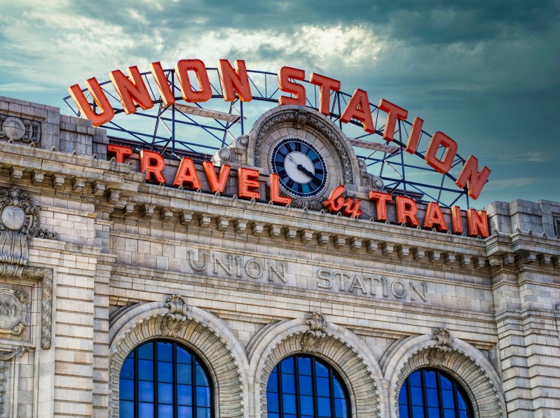 Znak Union Station, Denver, Kolorado