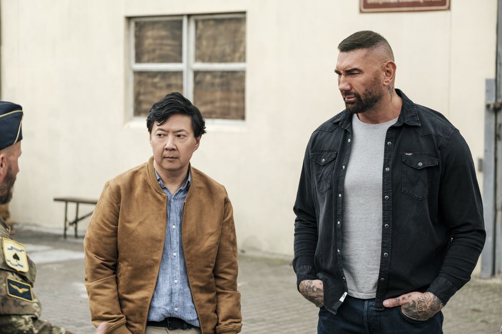 ken jeong jako kim, dave bautista jako jj, mój szpieg 2 wieczne miasto