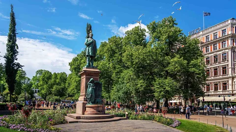 Alamy Esplanadi to ulubiona część miasta Salmi, w której można odpocząć, zrobić zakupy i podziwiać piękną zieleń (Źródło: Alamy)