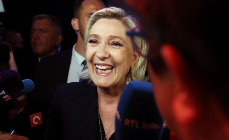 Skrajna prawica wygrywa pierwszą turę wyborów we Francji | Wiadomości wyborcze
