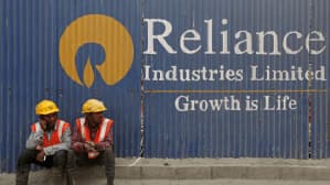 Cena akcji Reliance Industries, wyniki Reliance Industries za I kw.