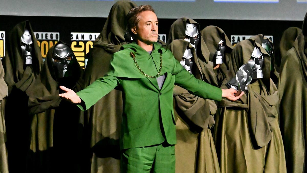 robert-downey-jr-sdcc-2024-marvel-doctor-doom