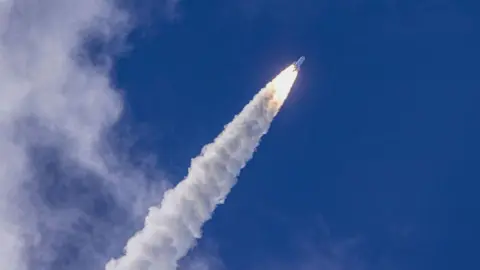 AFP: Rakieta Ariane 6 startuje z wyrzutni w Centrum Kosmicznym Gujany w Kourou, Gujana Francuska, 9 lipca 2024 r.