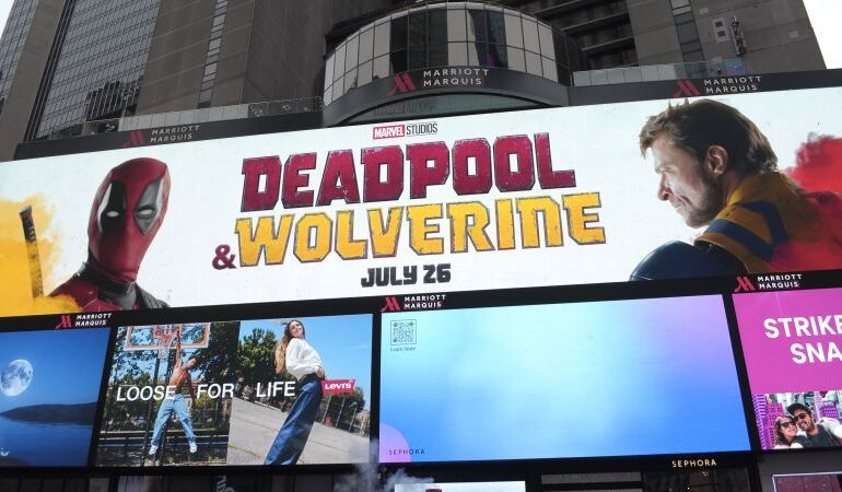 „Deadpool i Wolverine” napędzają już gorące letnie box office, otwierając się z wynikiem 96 milionów dolarów