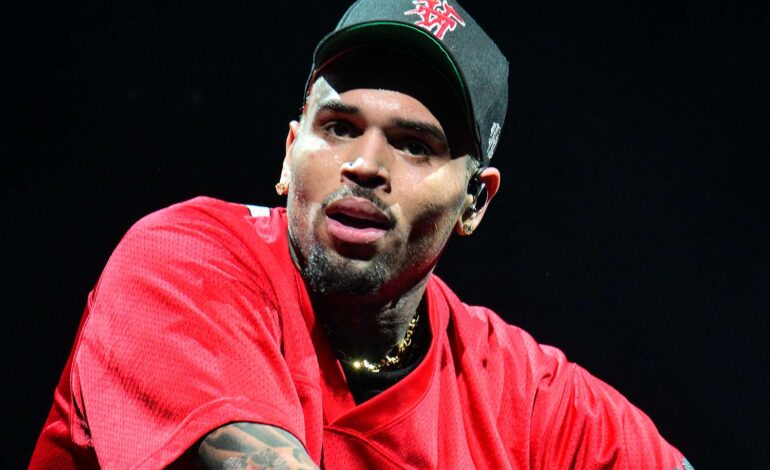 Chris Brown pozwany na 50 milionów dolarów za rzekome napaść na 4 uczestników koncertu