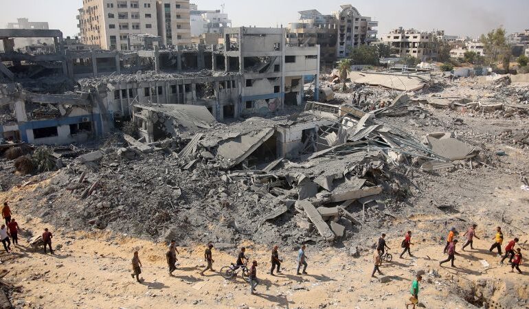 Wojsko izraelskie wycofuje się z północnej części Strefy Gazy, zabijając dziesiątki Palestyńczyków i niszcząc dzielnice