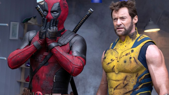 DEADPOOL I WOLVERINE (znani również jako DEADPOOL I WOLVERINE, znani również jako DEADPOOL 3), od lewej: Ryan Reynolds jako Deadpool, Hugh Jackman jako Wolverine, 2024. fot. Jay Maidment /© Marvel / © Walt Disney Studios Motion Pictures / Dzięki uprzejmości Everett Collection