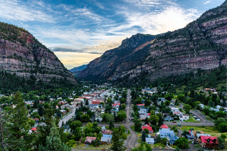 panorama miasta Ouray w Kolorado