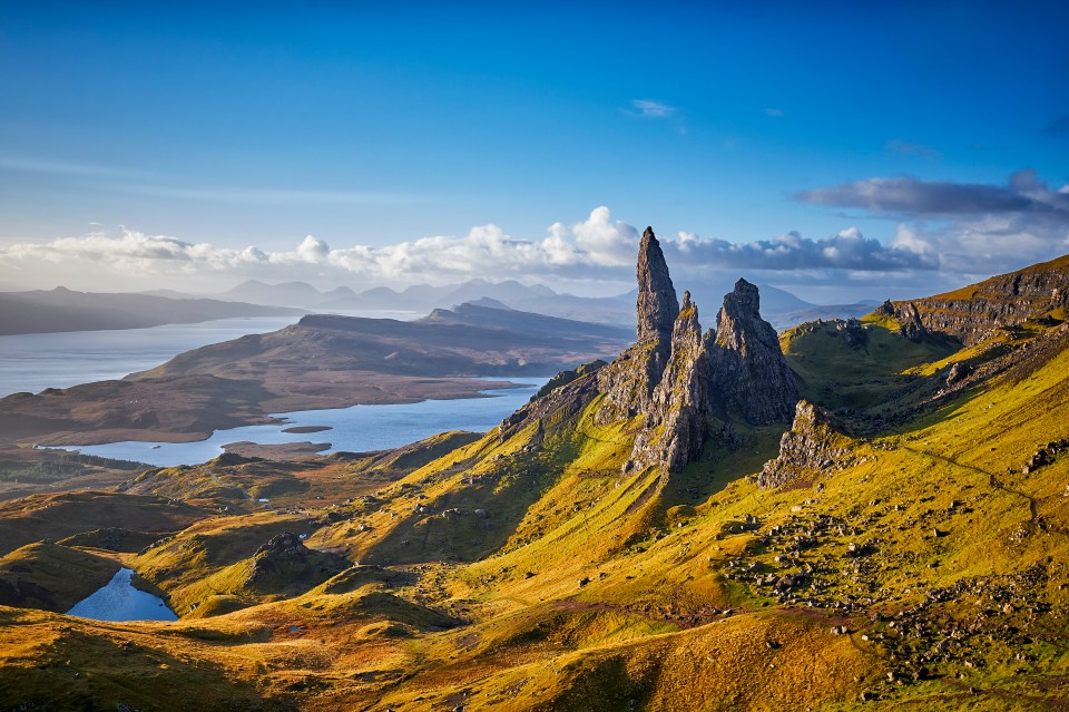 Wyspa Skye to znane miejsce, które koniecznie trzeba zobaczyć