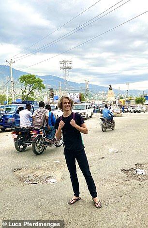 Podróżnik na Haiti, jeden z krajów, który uważa za najbardziej niebezpieczny