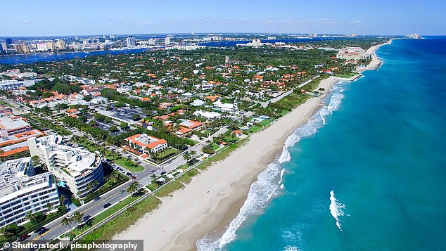 Abby uwielbia „wykwintne restauracje” w Palm Beach, które „znajdują się zaledwie kilka chwil od oszałamiających, białych piaszczystych plaż”