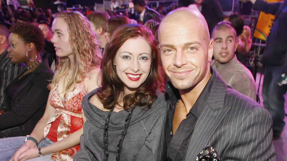 Joey Lawrence, Chandie