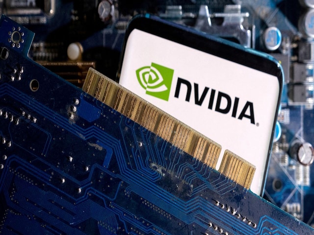 Nvidia, nowy układ AI Nvidii, nowy układ AI, opóźnienie nowego układu Nvidii, opóźnienie nowego układu AI Nvidii, wady konstrukcyjne układu AI Nvidii, wady konstrukcyjne nowego układu AI Nvidii,