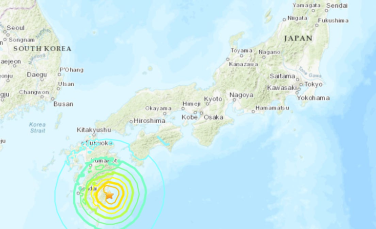 Trzęsienie ziemi w południowo-zachodniej Japonii doprowadziło do ostrzeżenia przed tsunami