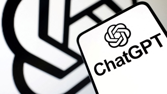 Logo ChatGPT jest widoczne na tej ilustracji. Chatbot OpenAI pozwala teraz użytkownikom na generowanie dwóch darmowych obrazów AI dziennie (Reuters)(REUTERS)