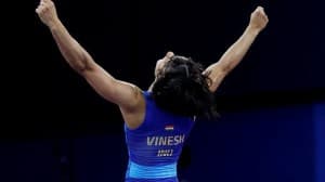 vinesh phogat zdyskwalifikowany, vinesh phogat mecz finałowy, dlaczego vinesh phogat zdyskwalifikowany, phogat zdyskwalifikowany, czy vinesh phogat jest zdyskwalifikowany, vinesh phogat zapasy, czy vinesh phogat dostanie medal, waga vinesh phogat, vijender singh, vinesh phogat olimpiada 2024 wyniki, vinesh phogat wiek, vignesh zdyskwalifikowany, olimpiada 2024, godzina meczu finałowego vinesh phogat, dyskwalifikacja vinesh phogat, pt usha, najnowsze wiadomości o vinesh phogat, brij bhushan sharan singh, ioa, olimpiada 2024 indie, vinesh phogat zdyskwalifikowany z olimpiady, vinesh zdyskwalifikowany, wiadomości o phogat, wiadomości o olimpiadzie, igrzyska olimpijskie 2024 vinesh phogat, finał vinesh phogat, vinesh phogat hospitalizowany, igrzyska olimpijskie w indiach, indie na igrzyskach olimpijskich, narendra modi, dzisiejsze wiadomości vinesh phogat, igrzyska olimpijskie w paryżu 2024 w indiach, igrzyska olimpijskie phogat 2024, kim jest vinesh phogat, dyskwalifikacja vinesh phogat, dlaczego vinesh phogat jest zdyskwalifikowany czy vinesh phogat jest zdyskwalifikowany z igrzysk olimpijskich, vinesh phogat ma nadwagę, indyjskie stowarzyszenie olimpijskie, wiadomości o igrzyskach olimpijskich 2024, igrzyska olimpijskie w paryżu 2024, vinesh pogat, mansukh mandaviya, harmonogram meczów finałowych vinesh phogat, igrzyska olimpijskie w indiach 2024, dyskwalifikacja, gdzie oglądać igrzyska olimpijskie 2024