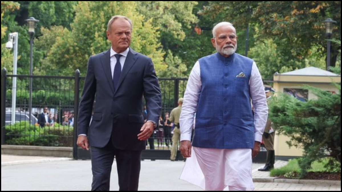 Premier Modi z polskim odpowiednikiem Donaldem Tuskiem.