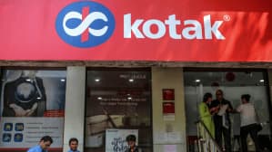 Bank Kotak Mahindra traci ponad 3%, wyniki banku Kotak Mahindra za I kw.