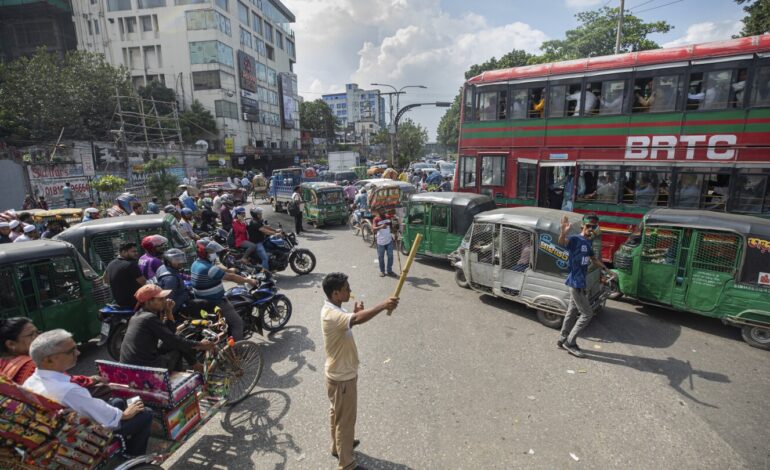 Przychodzący tymczasowy przywódca Bangladeszu Muhammad Yunus apeluje o spokój. Obejmie urząd w czwartek