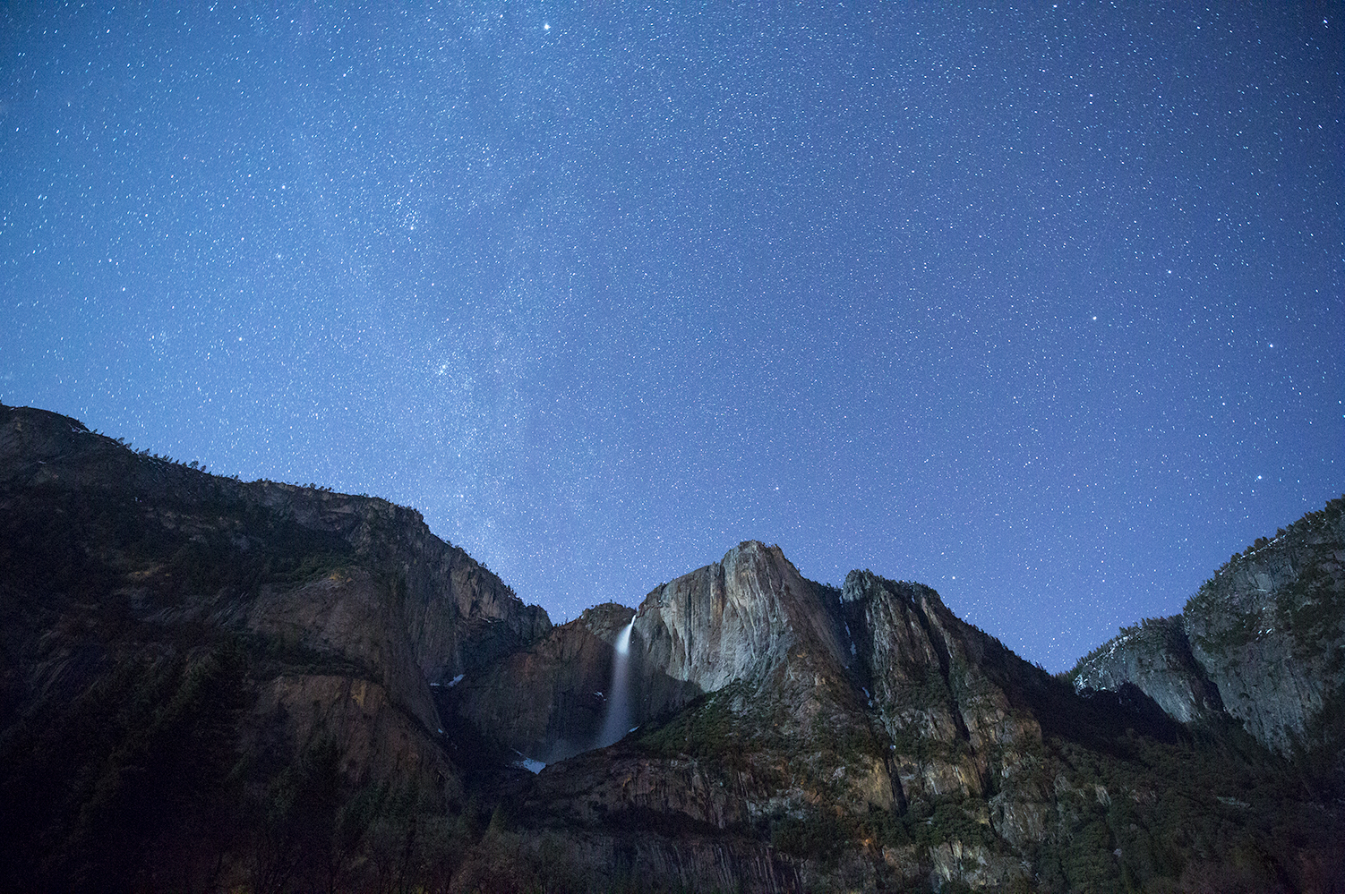 piękna astrofotografia bez smug gwiazd